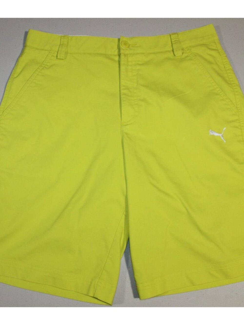 Mens Puma Sport Lifestyle Neon Shorts Sz: 32 Golf Tennis Walking Casual RN62200